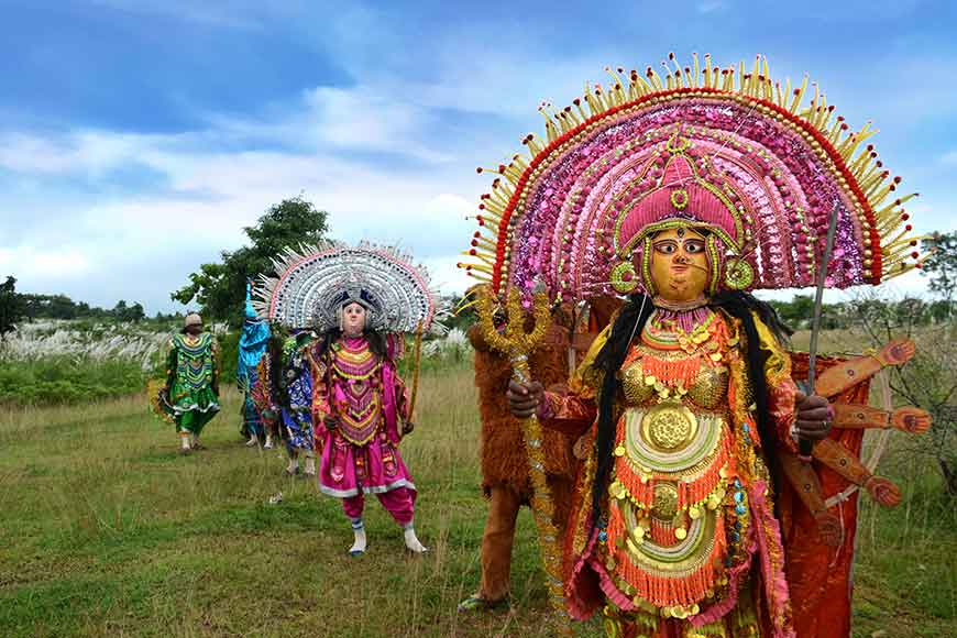 Chhau mask-making dates back to the era of King Madan Mohan Singh Deo of Baghmundi – GetBengal story