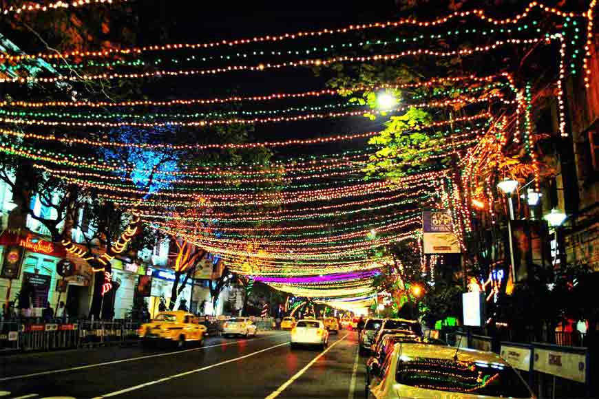 Ring the Christmas jingle bells on Park Street, the street that never sleeps