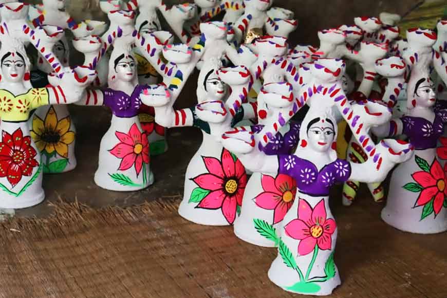 Unique art of Bengal: Diwali Dolls