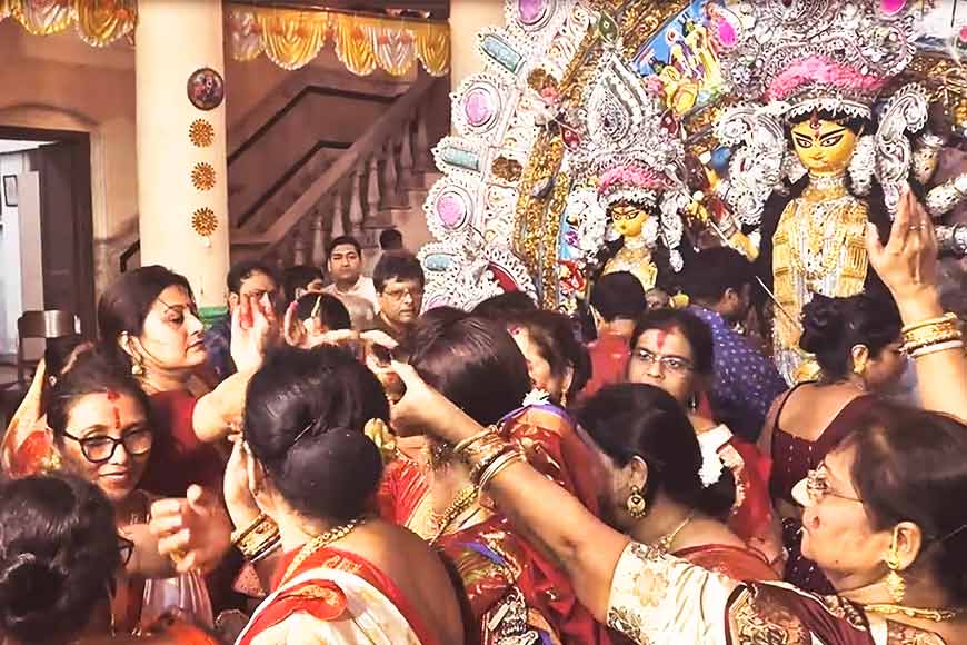 Dashami Farewell: Kolkata’s Bonedi Bari Pujas in All Their Glory - GetBengal Story