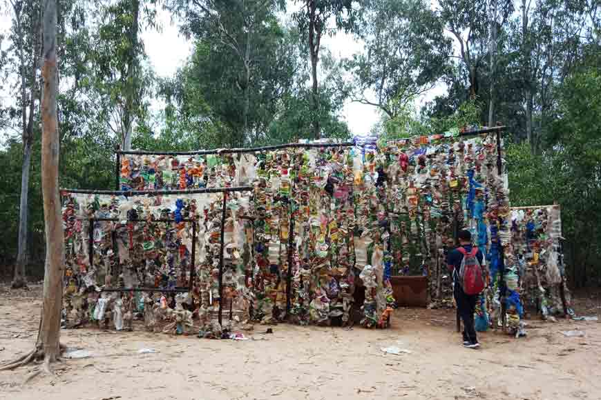 Kala Bhavan students put up Garbage Art installation made from the waste of the Sonajhuri Haat