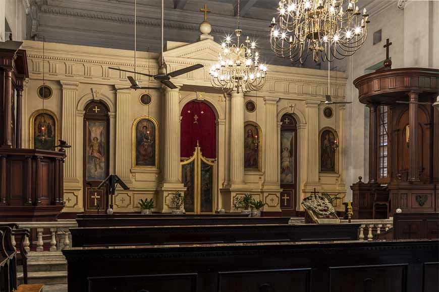 When the Greeks came to try their luck in Kolkata! Where can you still find them?
