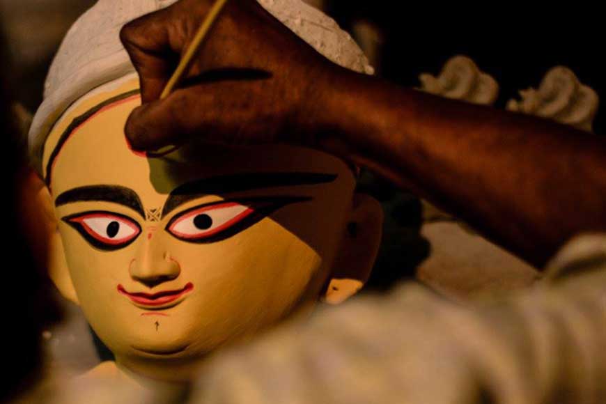 The house that celebrates Durga Puja with patriotic songs