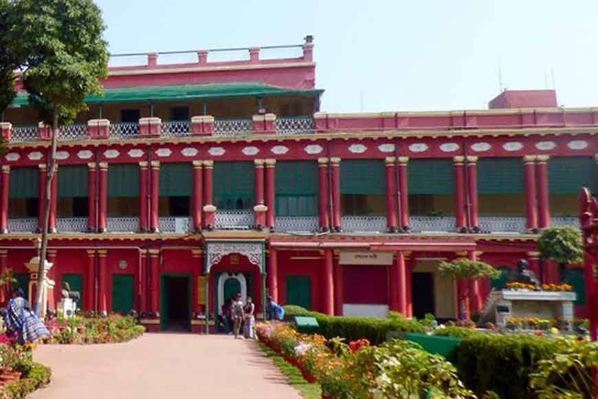 Walking around the ‘native’ palaces of Kolkata