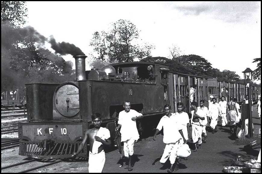 Chugging along the oldest railway track of Kolkata! Where? Behala!
