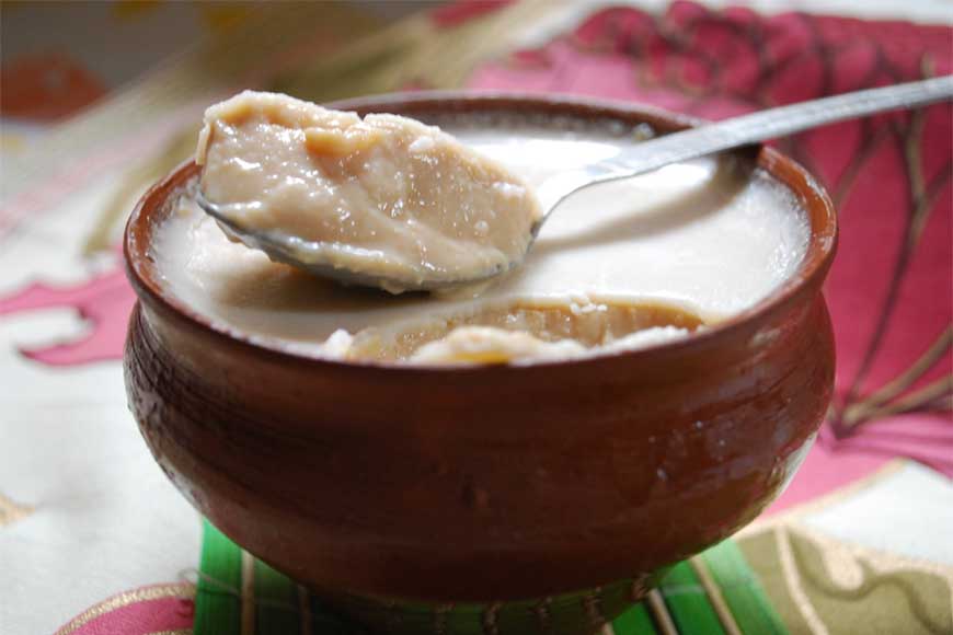 Bengal’s Mishti Doi is Bulgaria’s signature dish! 