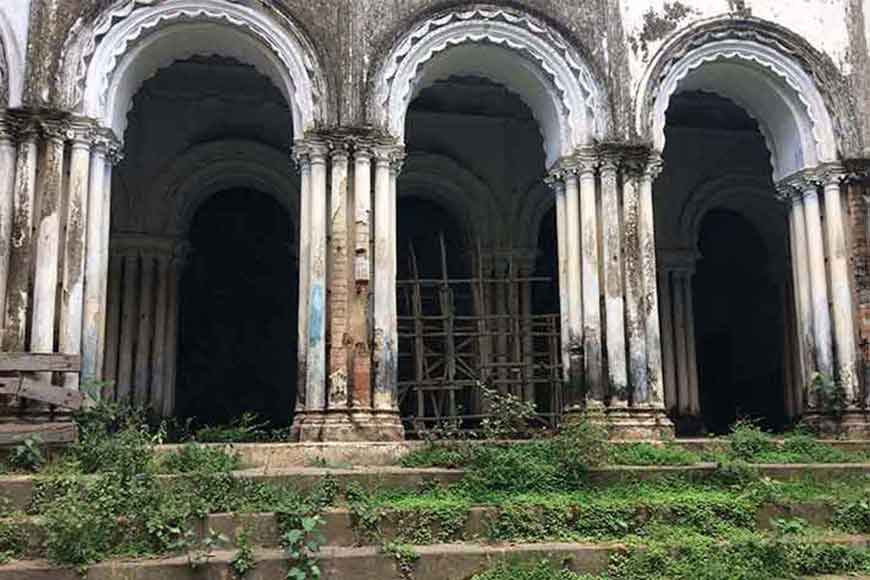 The palace in Murshidabad where Satyajit Ray shot Jalshaghar!