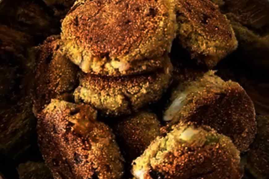 This summer do not miss the rare Poppy Seed Fritters of Bankura