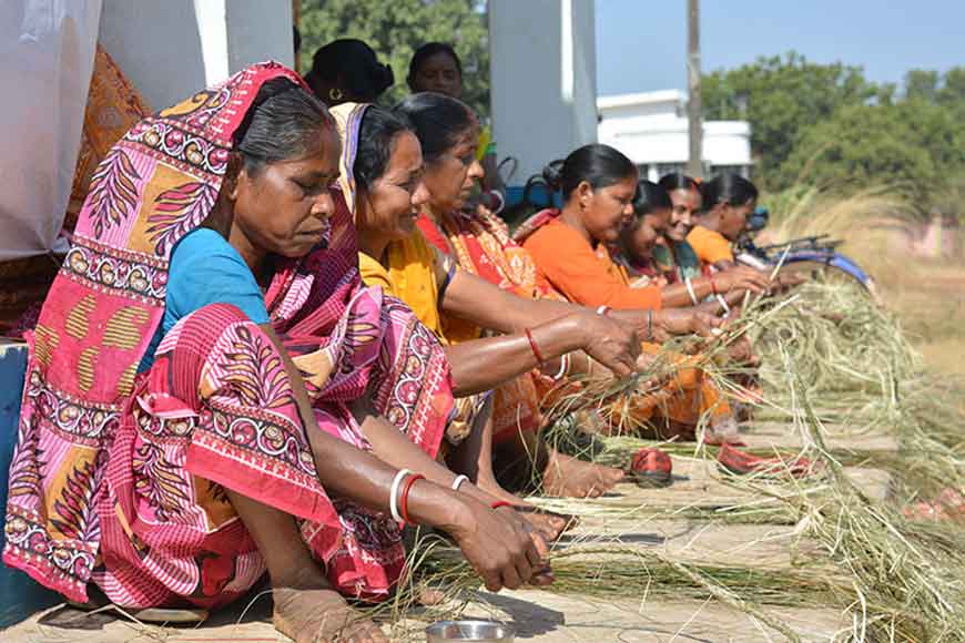 Sabai Grass turns into exquisite art in the hands of Bengal’s tribal women and travels abroad