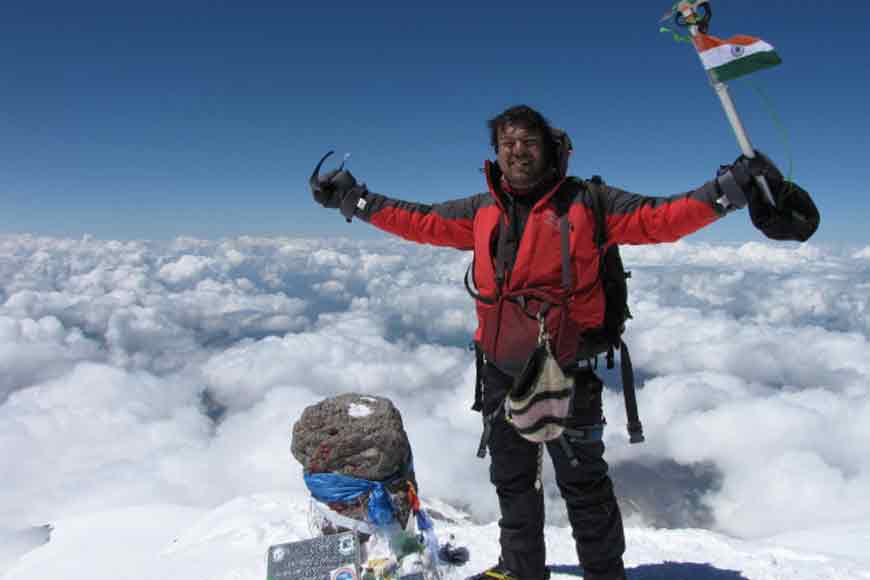 Mountain Man from Bengal conquers Antarctica peak