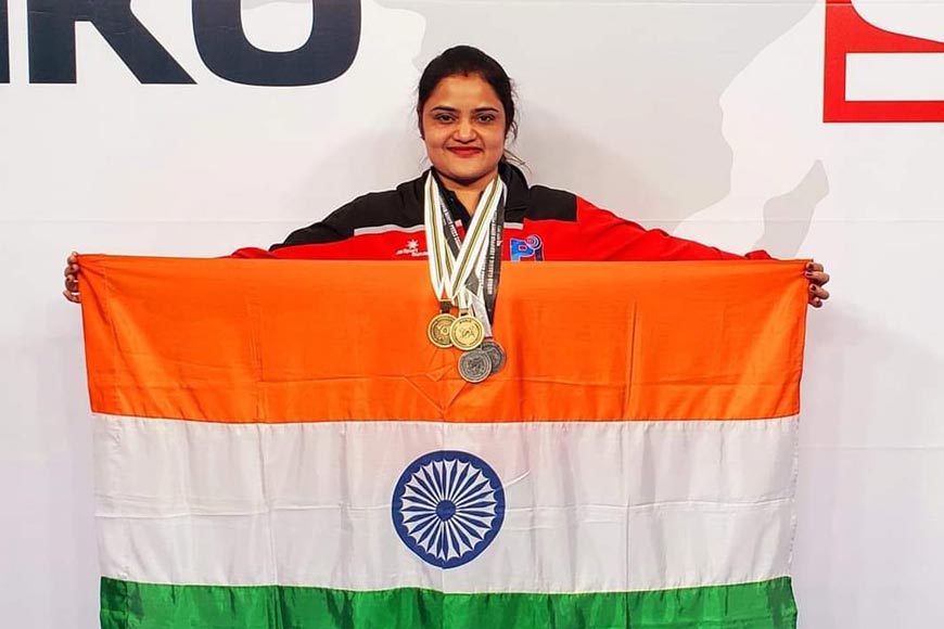 Durgapur housewife wins Bronze in World Powerlifting contest