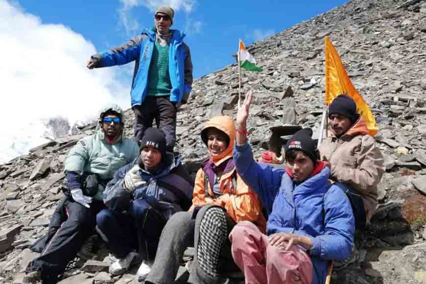 Visually challenged teenager from Bengal climbs 19,000 ft high peak