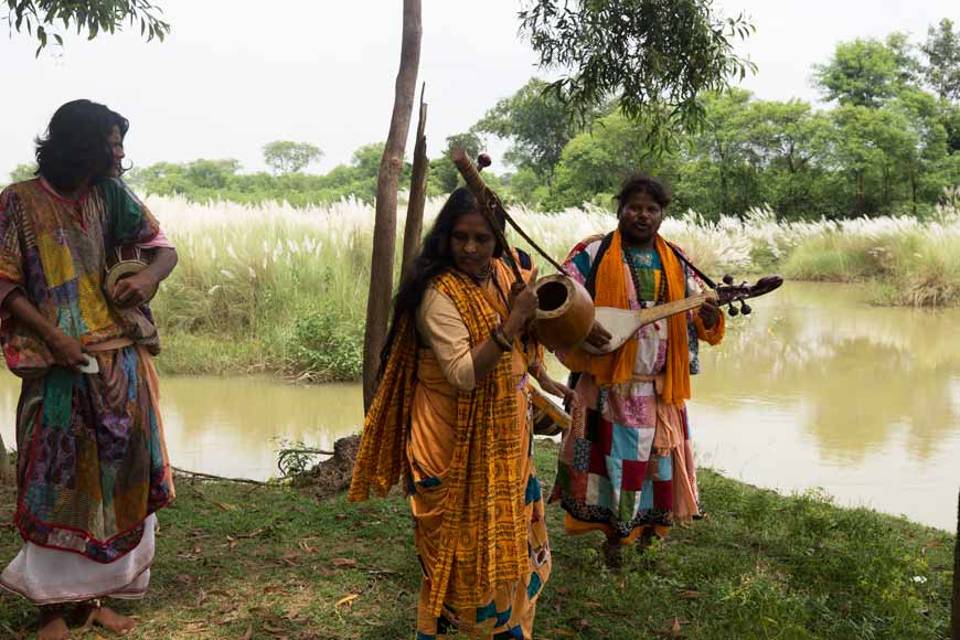 Lost in divine lunacy, the Bauls of Santiniketan