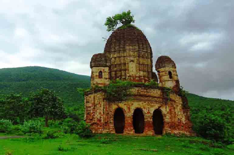 Garh Panchkot – still stands as a witness to Maratha Bargi attacks