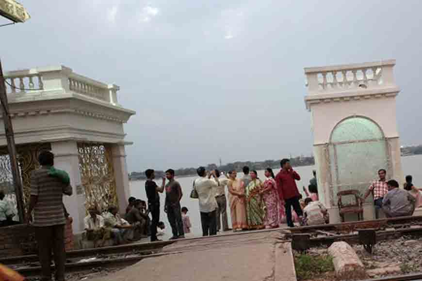 Student Niranjana Ghosh on Kolkata’s Ghats