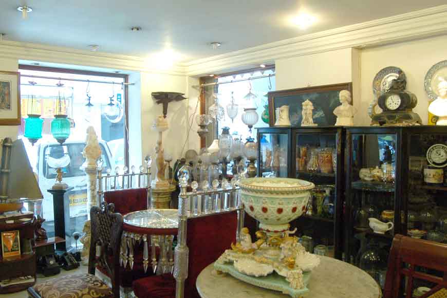 GB visits one of the oldest Collectible Store of Kolkata