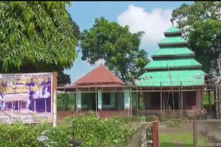 Debi Choudhurani Temple as described in Bankim Chandra’s novel gets a facelift!