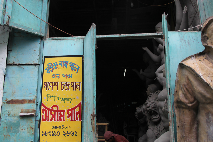 GB visits Asim Paul’s Kumartuli Studio