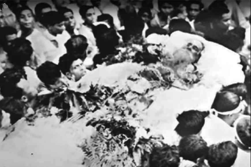 On his last journey Rabindranath Tagore got lost in a sea of humanity