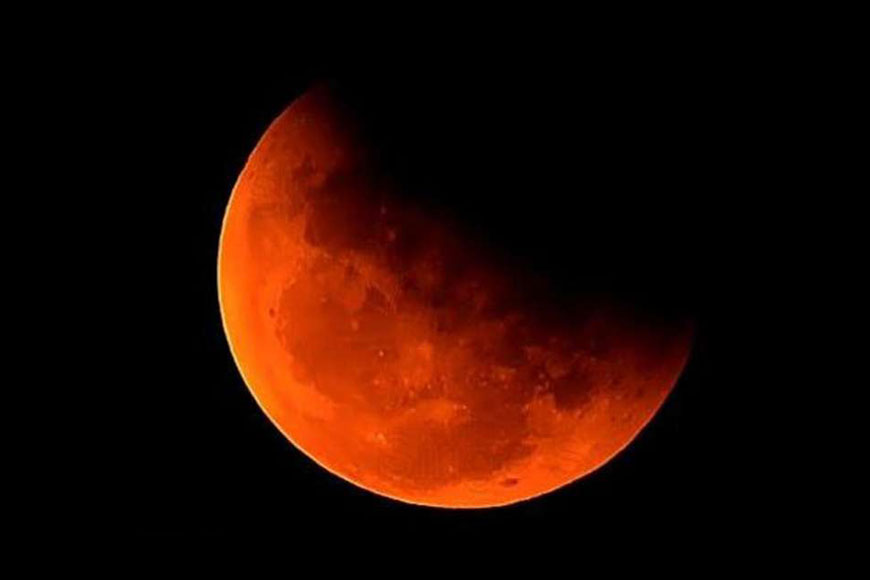 Do not miss the partial lunar eclipse over Kolkata today