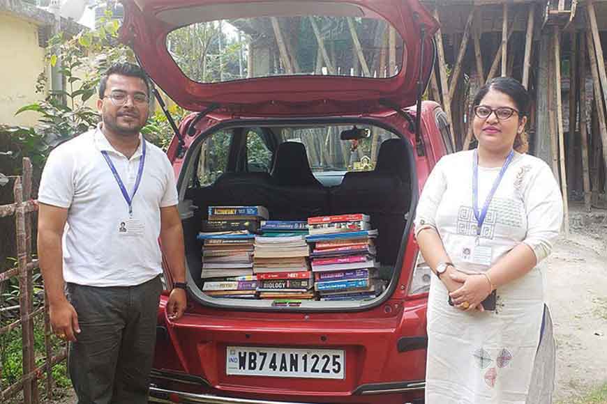 IIT couple of Siliguri starts ‘Library on Wheels’ for children who have no access to online classes