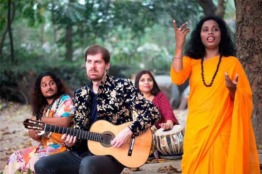 Famous composer Simon Thacker from Scotland tours Bengal for the love of Baul music 